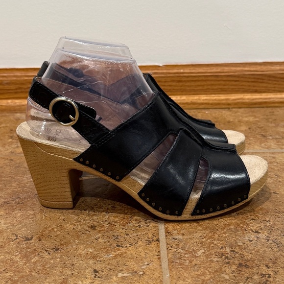 New Dansko Woman Tatiana Leather Heel Sandals Sz 38 Black Classic Comfort Boho - Picture 3 of 12
